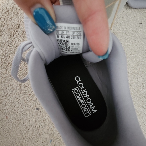 Adidas Women's Lilac Running Shoes - Picture 2 of 5